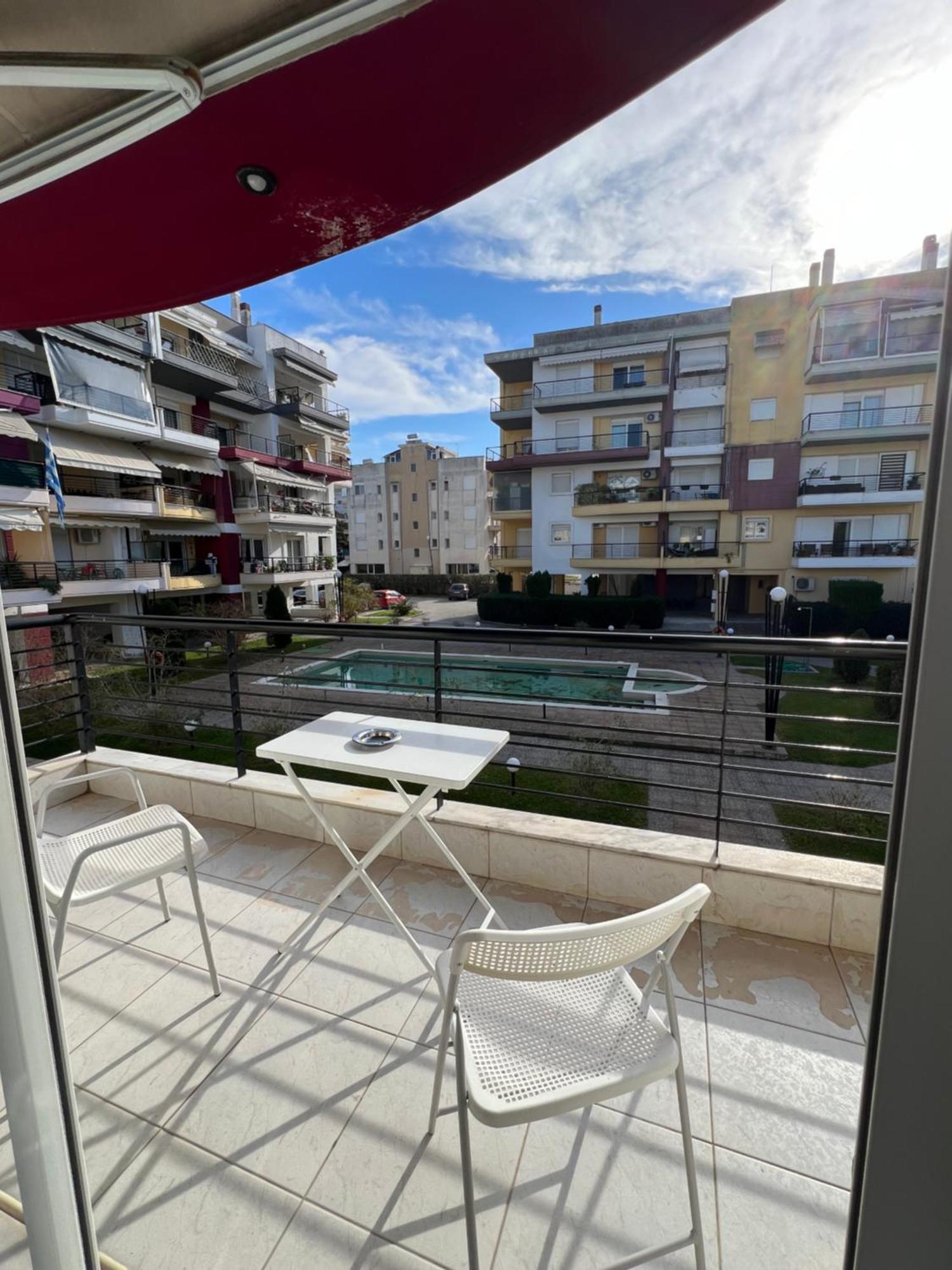 Parma'S Pool Apartment Peraía المظهر الخارجي الصورة